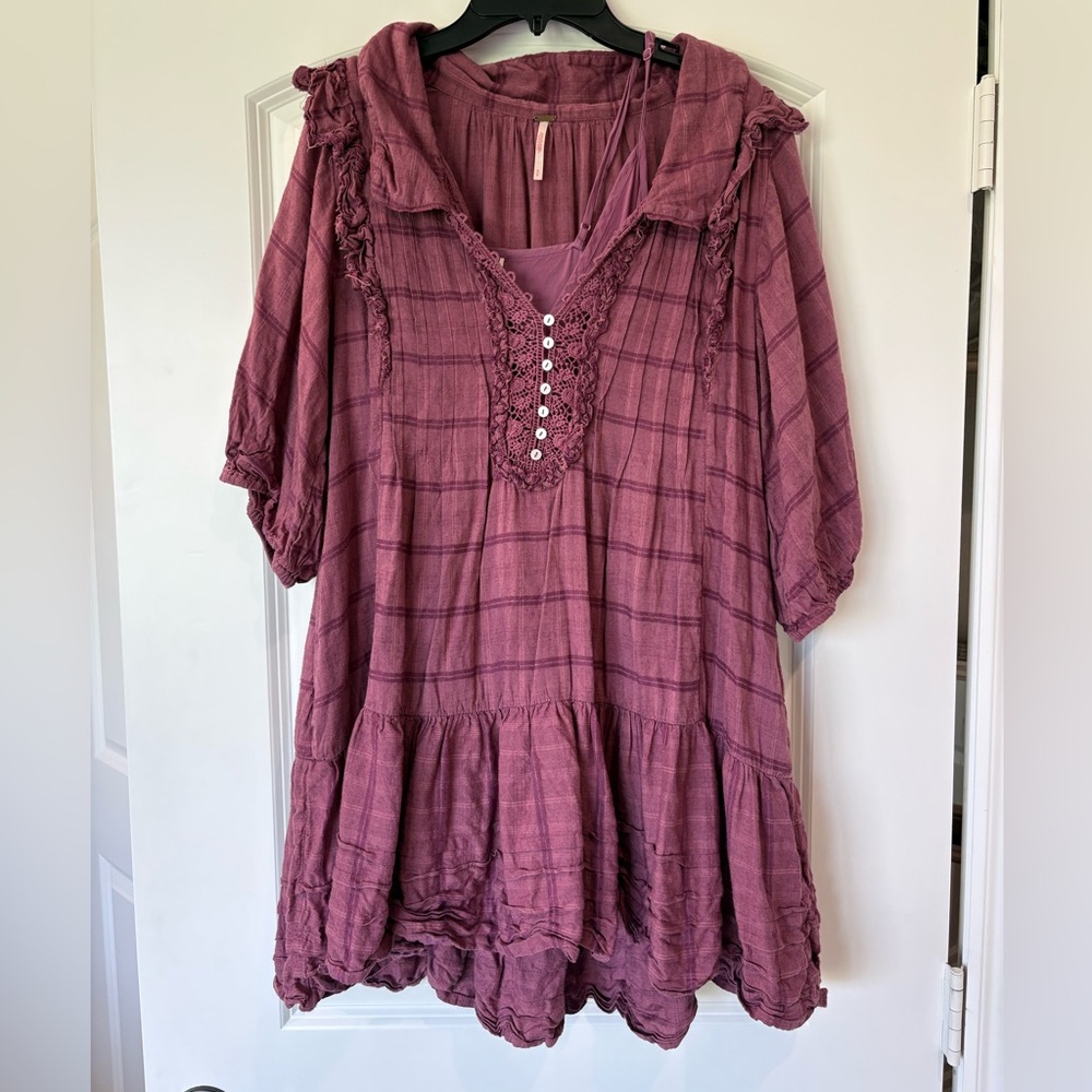 Free People Mauve Plaid dress with Ruffles